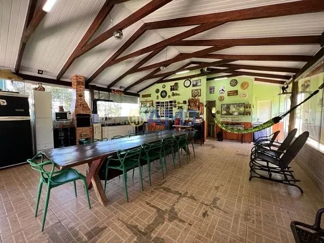 Chácara com 1200m² 1 quarto e 2 banheiros, à venda, no bairro Countryville em Hidrolândia