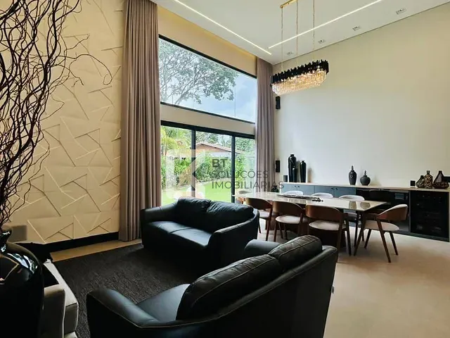 Chácara com 2200m² 4 quartos e 5 banheiros, à venda, no bairro Vale das Laranjeiras em Indaiatuba