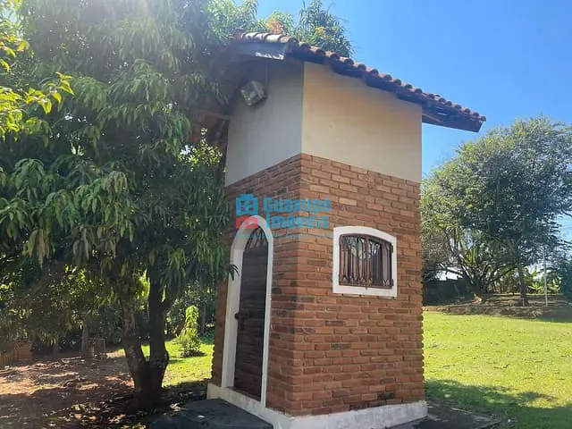Chácara 3 quartos e 2 banheiros, à venda, no bairro - em Guaxupé