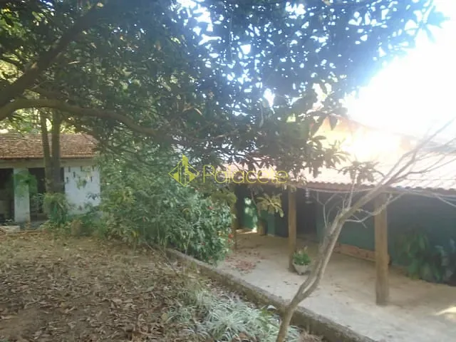 Chácara com 2100m² 3 quartos e 2 banheiros, à venda, no bairro Goiabal em Pindamonhangaba