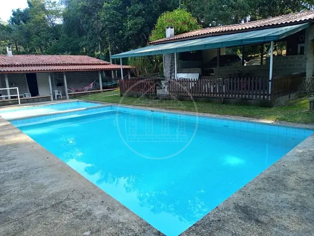 Chácara com 6386m² 3 quartos e 4 banheiros, à venda, no bairro Jardim Santa Tereza em São Paulo