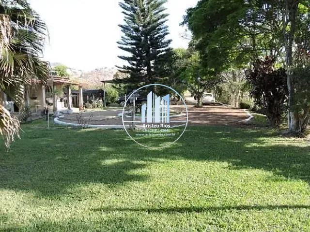 Chácara com 3000m² 3 quartos e 1 banheiro, à venda, no bairro Loteamento Ipanema em Santa Rita do Sapucaí