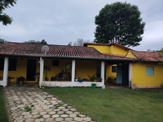 Chácara com 5000m² 3 quartos e 3 banheiros, à venda, no bairro Salto em Extrema