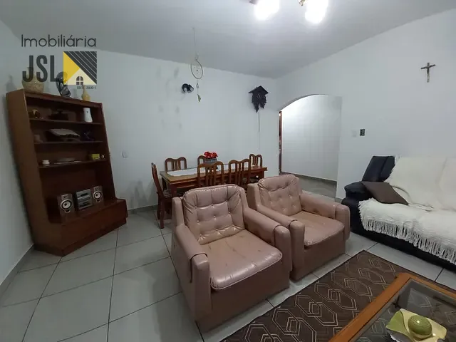 Chácara com 4432m² 3 quartos e 4 banheiros, à venda, no bairro Piedade em Caçapava