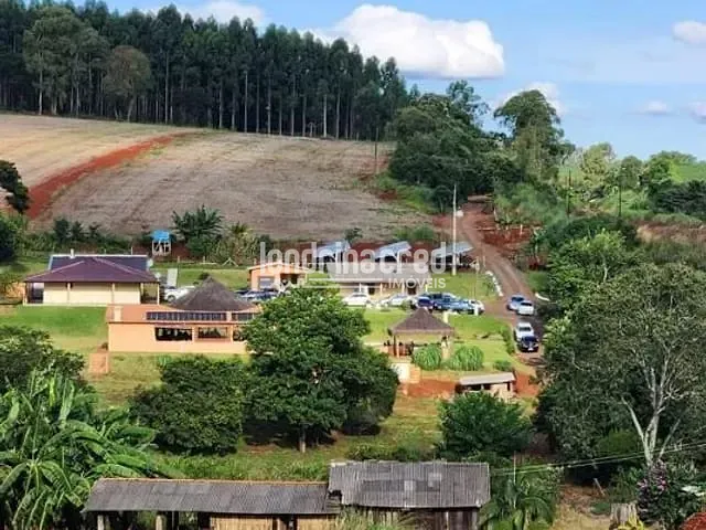 Chácara com 24000m² 4 quartos e 1 banheiro, à venda, no bairro Zona Rural em Vila Reis