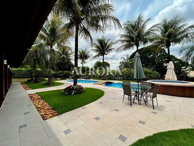 Chácara com 2200m² 4 quartos e 6 banheiros, à venda, no bairro Jardim União em Cambé