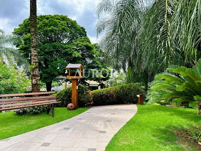 Chácara com 2200m² 4 quartos e 6 banheiros, à venda, no bairro Jardim União em Cambé