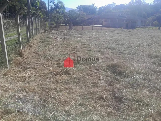 Terreno com 2385m², à venda, no bairro Bom Sucesso em Pindamonhangaba