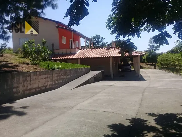 Chácara com 8000m² 4 quartos e 3 banheiros, à venda, no bairro São João da Boa Vista em Caçapava
