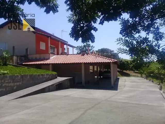 Chácara com 8000m² 4 quartos e 3 banheiros, à venda, no bairro São João da Boa Vista em Caçapava