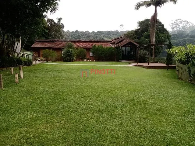 Chácara 3 quartos e 5 banheiros, à venda, no bairro Dos Finco em São Bernardo do Campo
