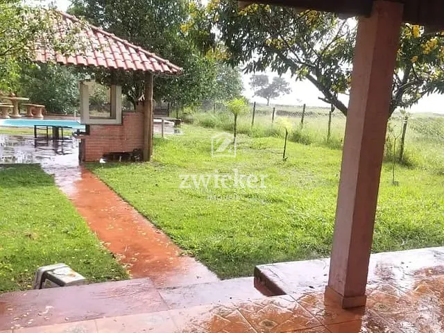 Chácara com 750m² 2 quartos e 2 banheiros, à venda, no bairro Estância Balneária Águas Virtuosas em Bauru