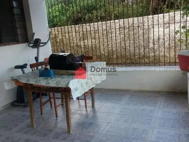 Chácara com 500m² 2 quartos e 2 banheiros, à venda, no bairro Parque Shangri-lá em Pindamonhangaba