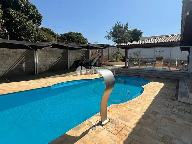 Chácara com 2000m² 3 quartos e 4 banheiros, à venda, no bairro Área Rural de Artur Nogueira em Artur Nogueira