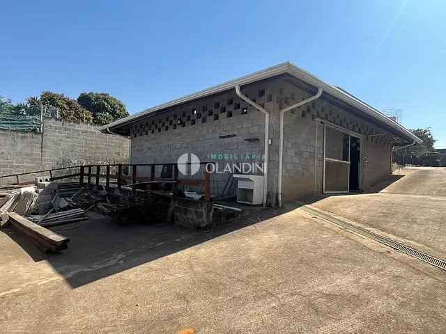 Chácara com 2000m² 3 quartos e 4 banheiros, à venda, no bairro Área Rural de Artur Nogueira em Artur Nogueira