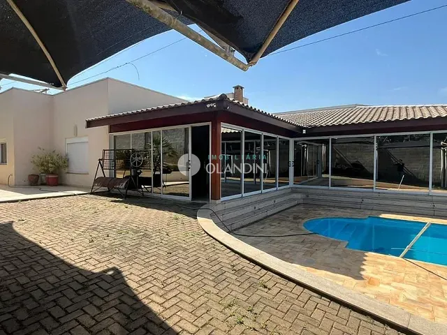 Chácara com 2000m² 3 quartos e 4 banheiros, à venda, no bairro Área Rural de Artur Nogueira em Artur Nogueira