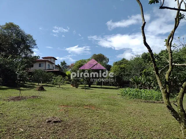 Chácara com 6160m² 2 quartos e 2 banheiros, à venda, no bairro Zona Rural em Paraibuna