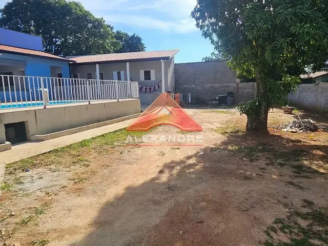 Chácara com 702m² 1 quarto e 4 banheiros, à venda, no bairro Primavera I em São José Dos Campos