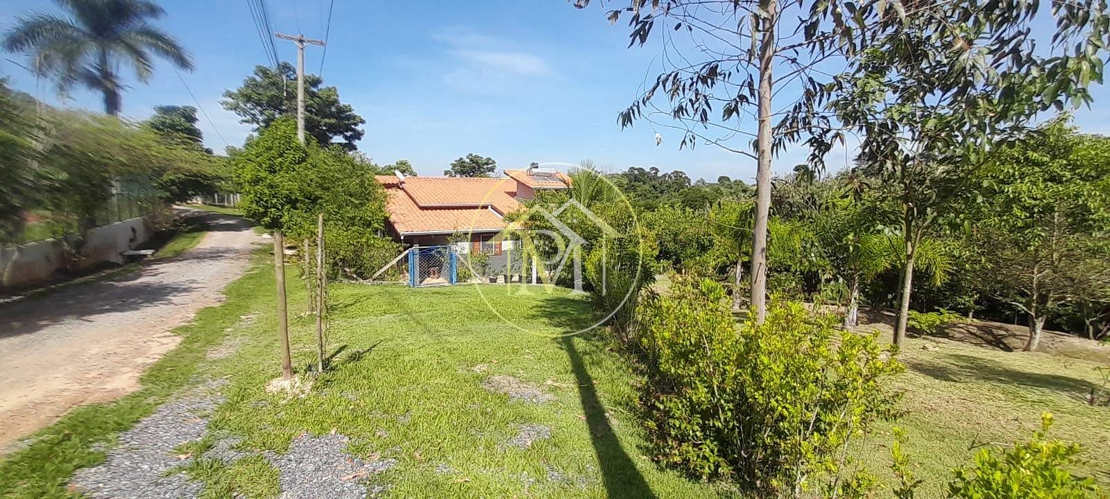 Chácara, 3 quartos, 944 m² - Foto 2