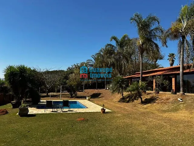 Chácara com 2280m² 3 quartos e 5 banheiros, à venda, no bairro Portal dos Nobres em Guaxupé