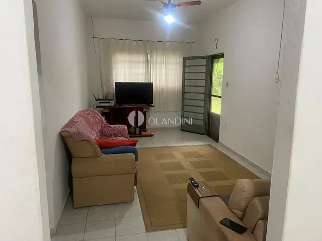 Chácara com 1937m² 2 quartos e 3 banheiros, à venda, no bairro Ch Recreio Danubio em Holambra