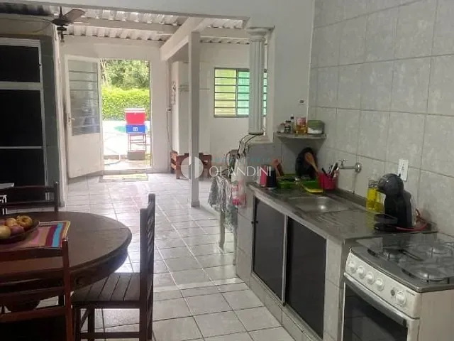 Chácara com 1937m² 2 quartos e 3 banheiros, à venda, no bairro Ch Recreio Danubio em Holambra