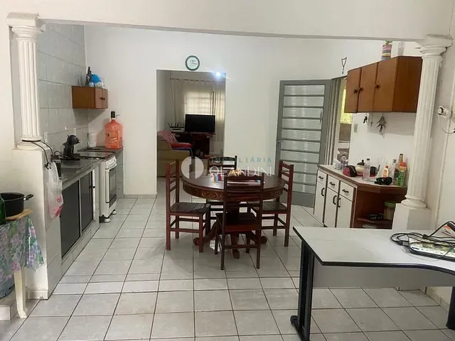 Chácara com 1937m² 2 quartos e 3 banheiros, à venda, no bairro Ch Recreio Danubio em Holambra