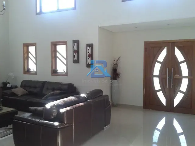 Chácara com 1000m² 4 quartos e 6 banheiros, à venda, no bairro Jardim Leonor em Itatiba