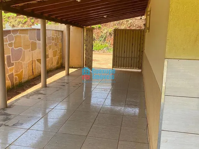 Chácara 2 quartos e 1 banheiro, à venda, no bairro Córrego Fundo em Guaxupé