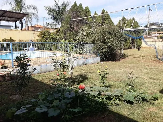 Chácara com 1000m² 1 quarto e 2 banheiros, à venda, no bairro Parque das Laranjeiras em Cosmópolis