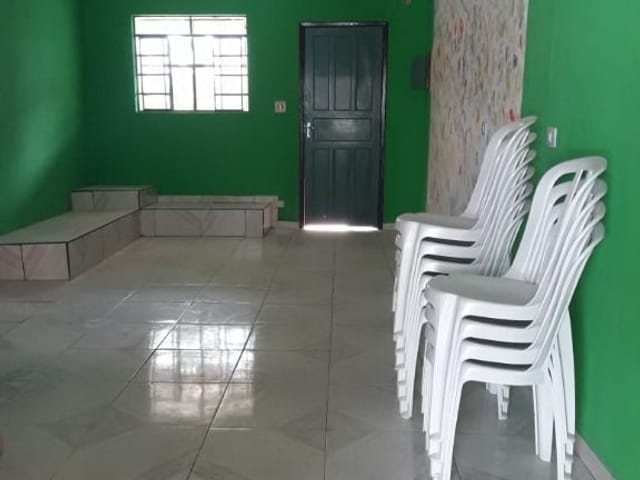 Chácara com 1500m² 2 quartos e 2 banheiros, à venda, no bairro Parque Mira Flores em Itapevi