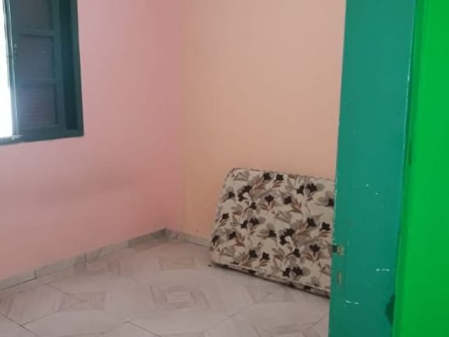 Chácara com 1500m² 2 quartos e 2 banheiros, à venda, no bairro Parque Mira Flores em Itapevi