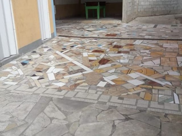 Chácara com 1500m² 2 quartos e 2 banheiros, à venda, no bairro Parque Mira Flores em Itapevi