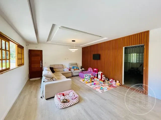 Chácara com 2100m² 6 quartos e 6 banheiros, à venda, no bairro Parelheiros em São Paulo