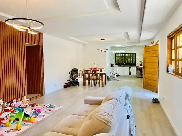 Chácara com 2100m² 6 quartos e 6 banheiros, à venda, no bairro Parelheiros em São Paulo