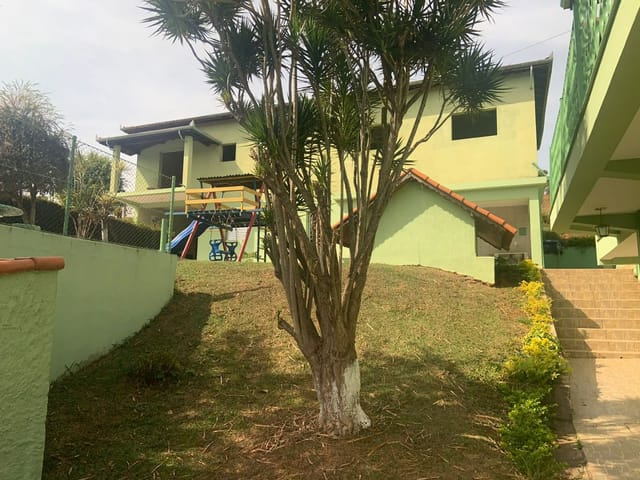 Chácara com 5000m² 4 quartos e 4 banheiros, à venda, no bairro Pires em Extrema