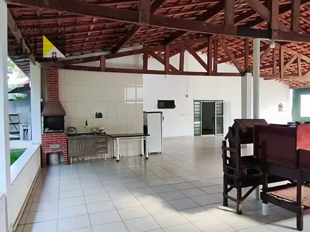 Chácara com 800m² 2 quartos e 3 banheiros, para alugar, no bairro São João da Boa Vista em Caçapava