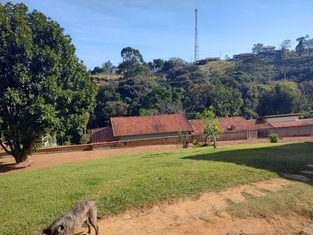 Chácara com 2000m² 3 quartos e 2 banheiros, à venda, no bairro Roseira em Extrema