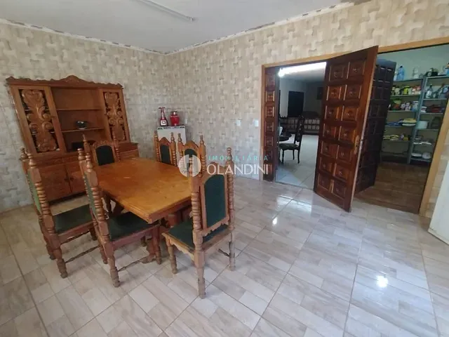 Chácara com 1300m² 4 quartos e 2 banheiros, à venda, no bairro Parque Residencial da Piscina em Artur Nogueira