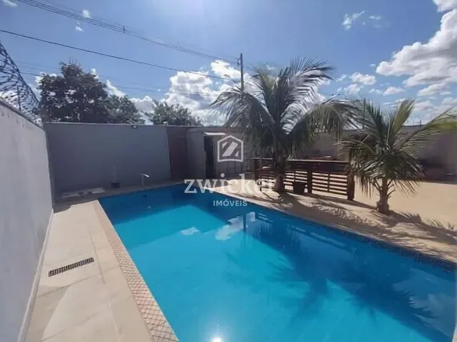 Chácara com 300m² 3 quartos e 3 banheiros, à venda, no bairro Vale do Igapó IV em Agudos