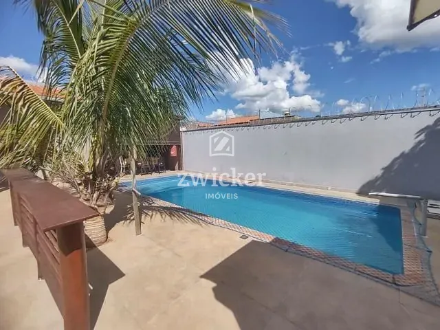 Chácara com 300m² 3 quartos e 3 banheiros, à venda, no bairro Vale do Igapó IV em Agudos