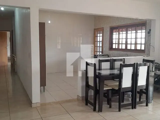 Casa com 600m² 3 quartos e 4 banheiros, à venda, no bairro Terras de São Francisco em Jundiaí