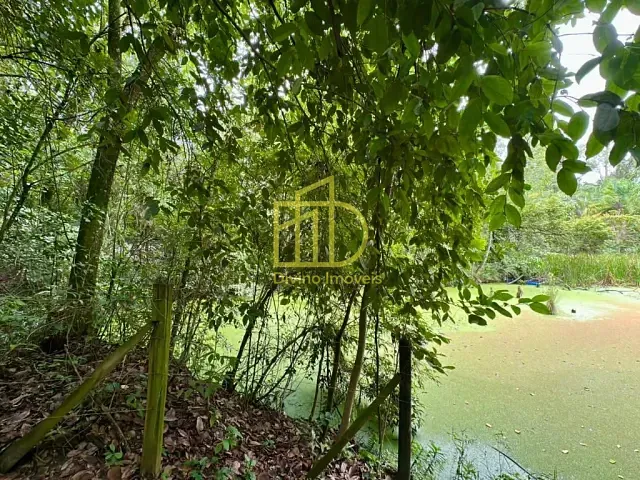 Chácara com 25000m² 4 quartos e 2 banheiros, à venda, no bairro Itinga em Sorocaba
