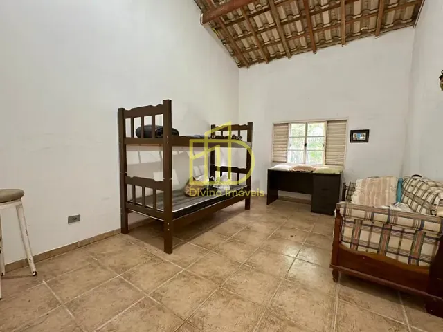 Chácara com 25000m² 4 quartos e 2 banheiros, à venda, no bairro Itinga em Sorocaba