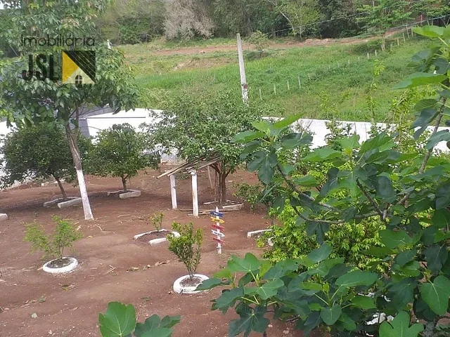Chácara com 1600m² 2 quartos e 2 banheiros, à venda, no bairro Portal Mantiqueira em Caçapava