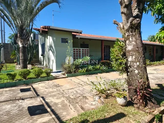 Chácara com 981m², à venda, no bairro Pq. Residencial das Palmeiras em Artur Nogueira