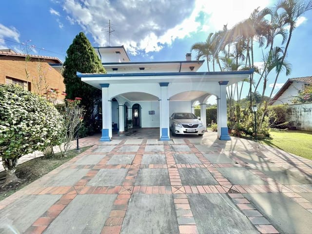 Chácara com 1008m² 6 quartos e 6 banheiros, à venda, no bairro Chácara Vale do Rio Cotia em Carapicuíba