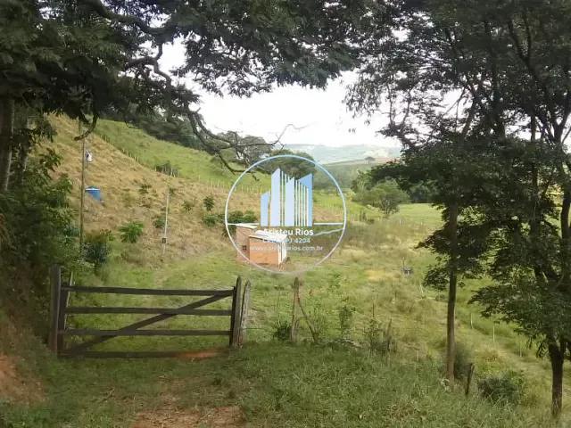 Chácara com 39000m² 1 quarto e 1 banheiro, à venda, no bairro Rodovia Fernão Dias em Pouso Alegre