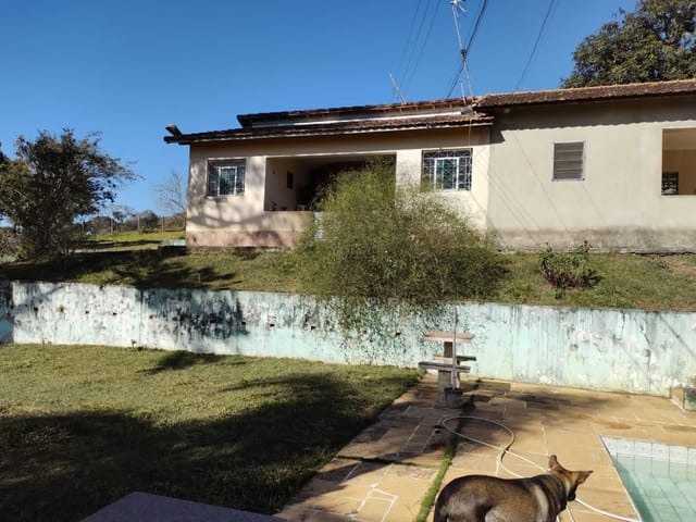 Chácara com 6710m² 3 quartos e 3 banheiros, à venda, no bairro Juncal em Extrema