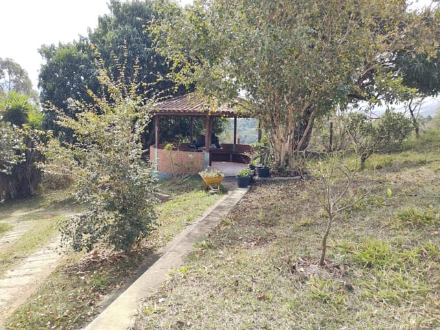 Chácara com 6710m² 3 quartos e 3 banheiros, à venda, no bairro Juncal em Extrema